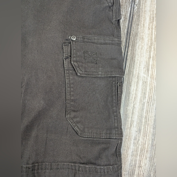 Old Mill Size 38 Cargo Shorts Brown Excellent Condition - Picture 4 of 12